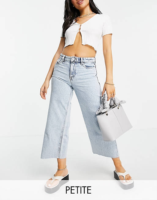 Only Petite Sonny cropped wide leg jeans with high waist in light blue