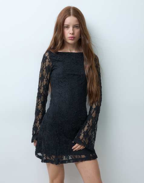 ONLY Petite Spitzen-Minikleid mit langen Ärmeln in Schwarz - view 1