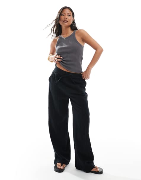 ONLY Petite – Svarta byxor i linnestil med vida ben - view 1