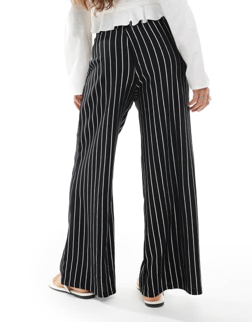 ONLY Petite – Svarta, randiga och texturerade byxor med vida ben, 5 av 5