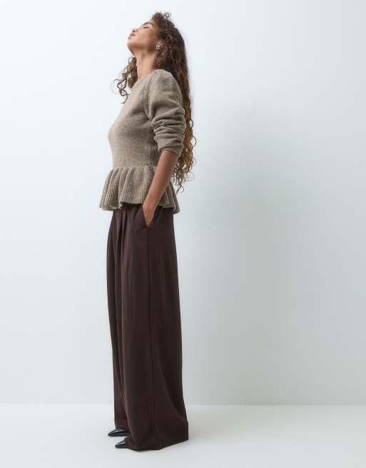 ONLY Petite tailored pants in chocolate brown, 2 of 5