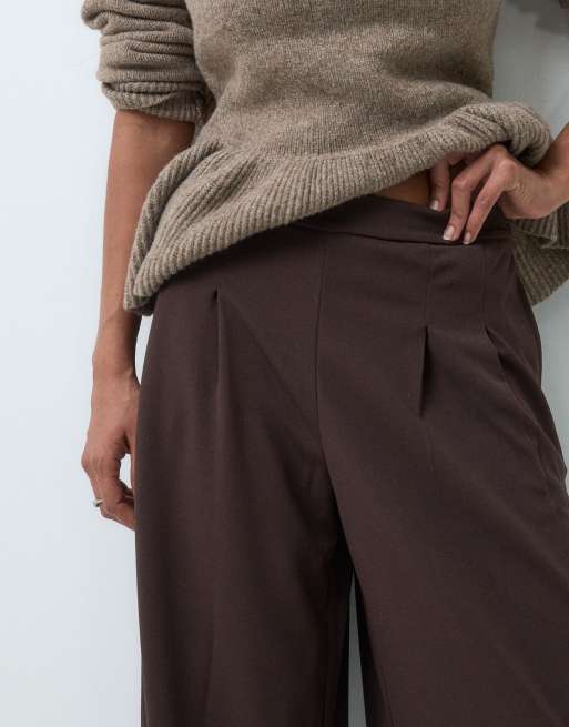ONLY Petite tailored pants in chocolate brown, 3 of 5