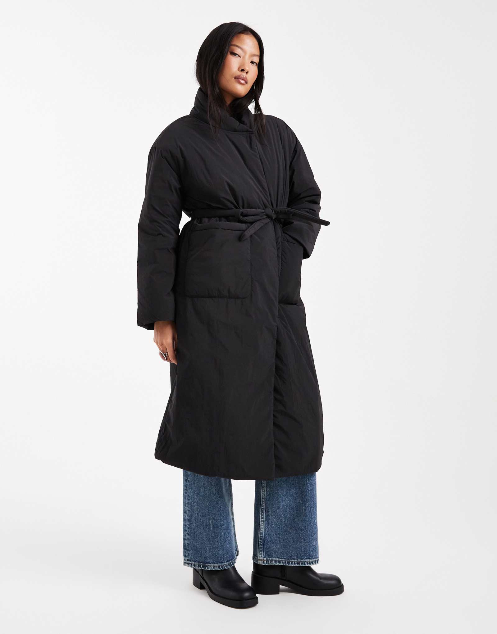 ЕДИНСТВЕННОЕ удлиненное пальто с завязками на талии черного цвета