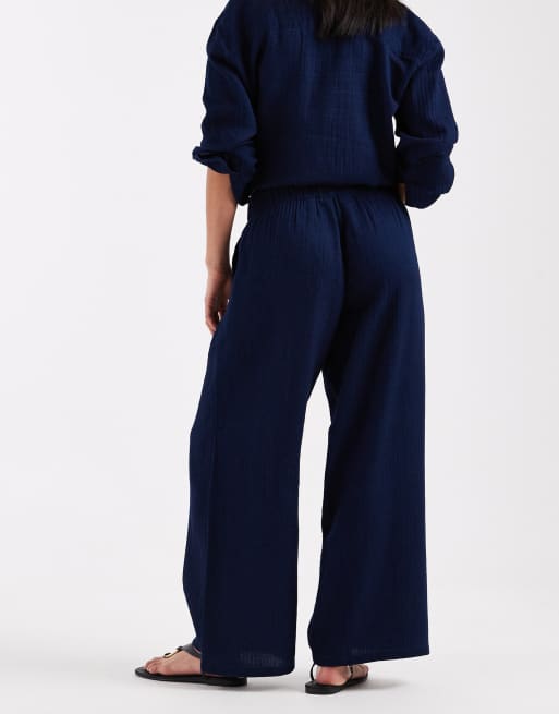 ONLY Petite – Weit geschnittene Hose aus Seersucker in Marineblau, Kombiteil, 4 von 5