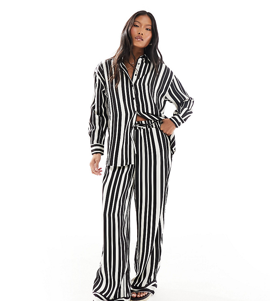 Only Petite Wide Leg Pants In Black And White Stripe - Part Of A Set-multi