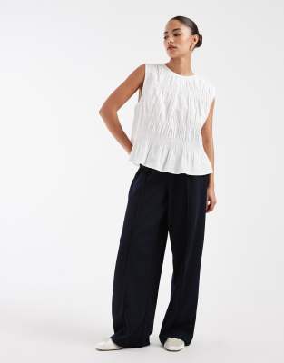 Only Petite Wide Leg Trouser In Navy