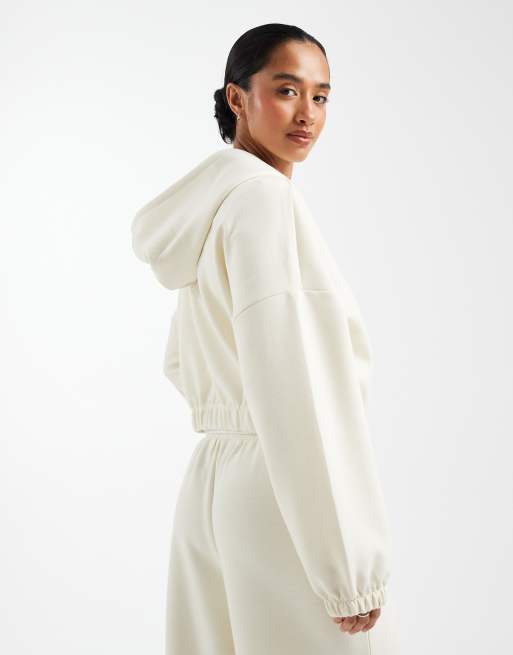 ONLY Petite - Zachte cropped hoodie in crème, deel van co-ord set, 2 van 4