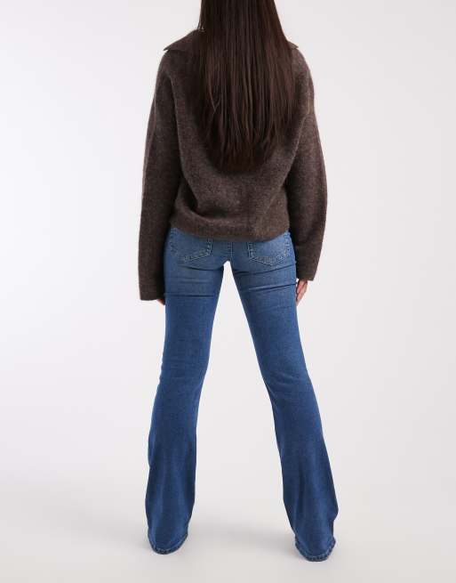 ONLY Phoebe low waist flare jeans in mid blue, 2 of 5