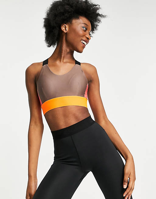 Only Play cross back performance sports bra co-ord in colour block
