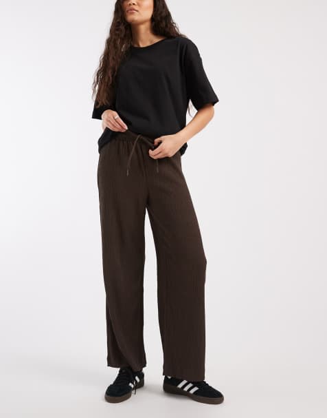 ONLY plisse wide leg pants in brown - view 1