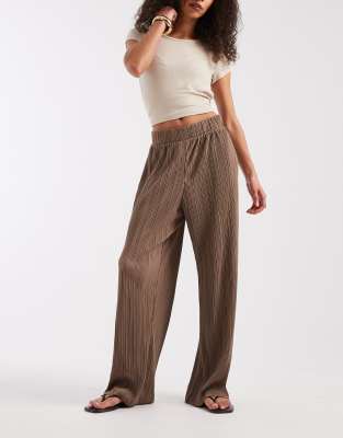 ONLY plisse wide leg trousers co-ord in light brown