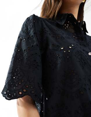 ONLY POINTELLE SHORT SLEEVE SHIRT 