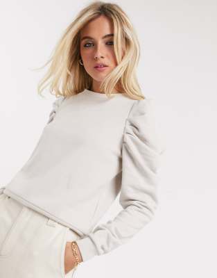 puff shoulder sweatshirt