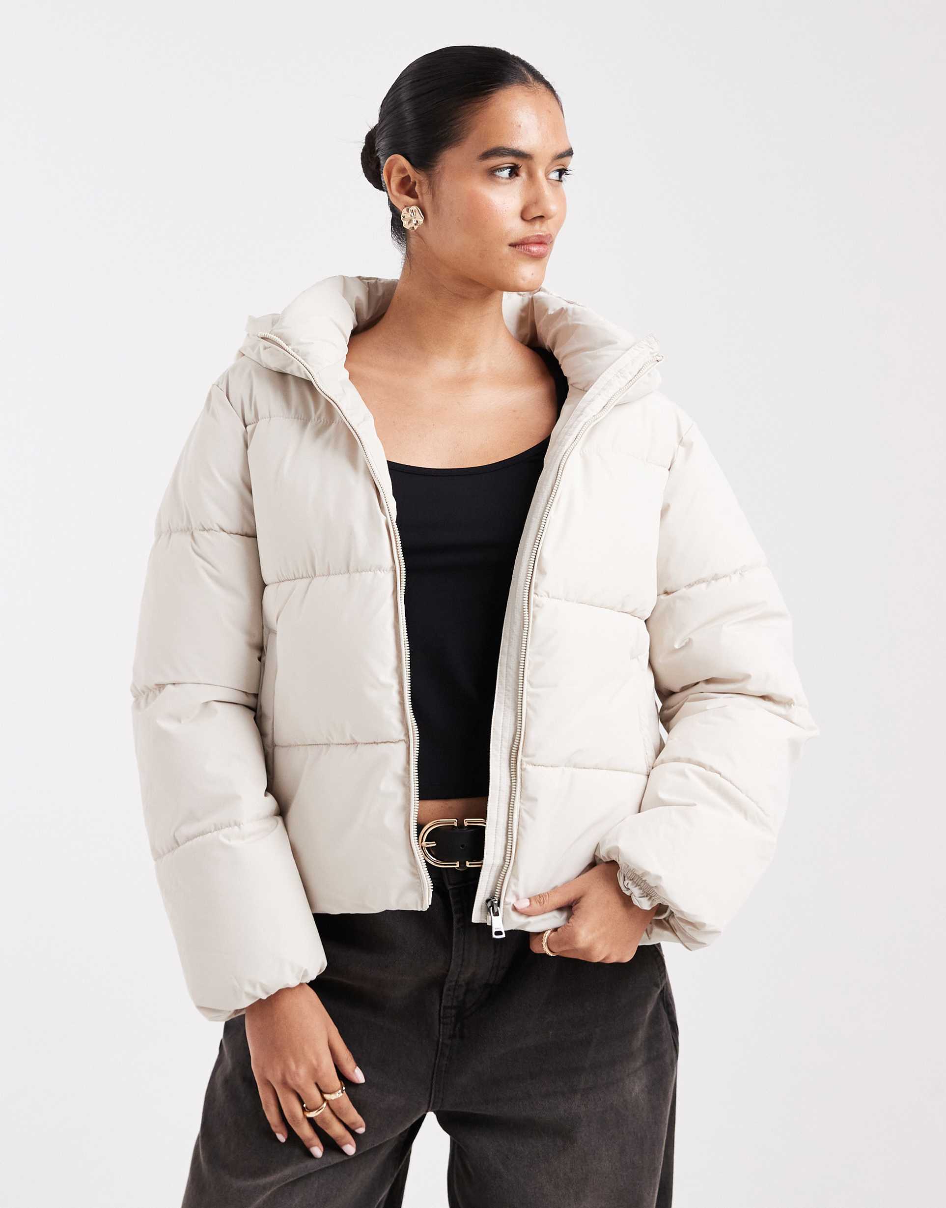 only puffer jacket with hood in stone