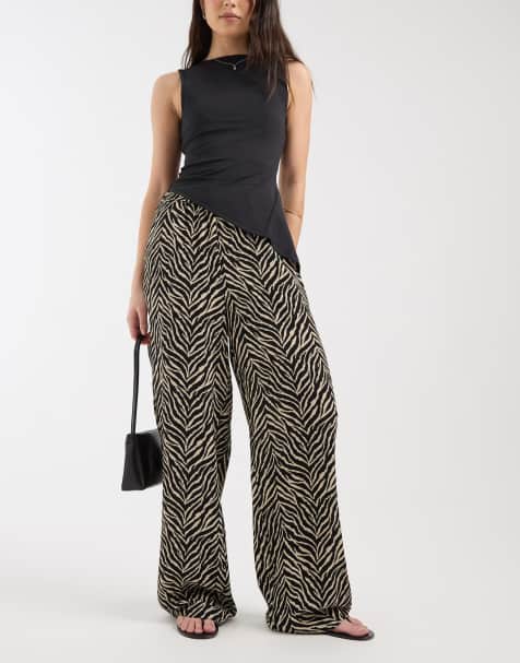 ONLY pull on pants in zebra print - view 1