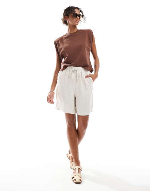 ONLY pull up shorts with linen co-ord in beige, 3 of 5