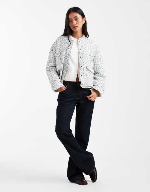 ONLY quilted jacket in blue floral print, 2 of 4
