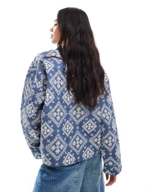 ONLY quilted jacket in blue tile print
