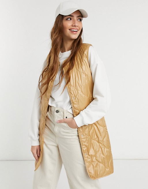Only quilted longline gilet with button front and belt in camel