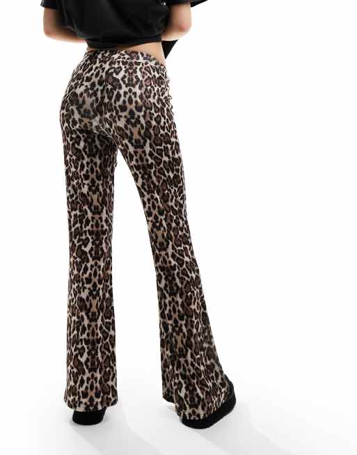 ONLY ribbed flare pants in leopard print, 4 of 5
