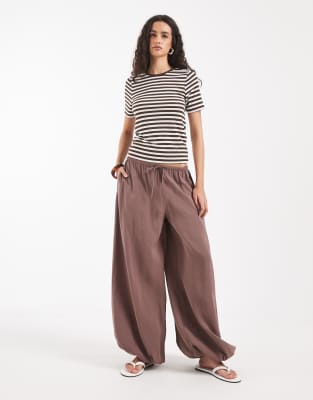 Only Ribbed T-shirt In Brown