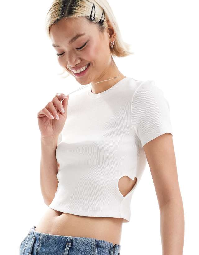 ONLY - ribbed top with open heart detail in white