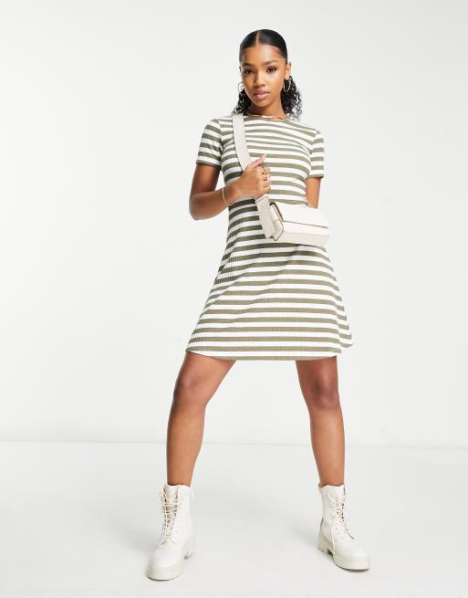 Only Robe patineuse manches courtes Rayures vertes ASOS