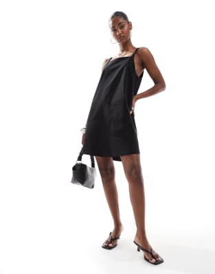 ONLY - Robe trapèze courte sans manches à encolure carrée - Noir