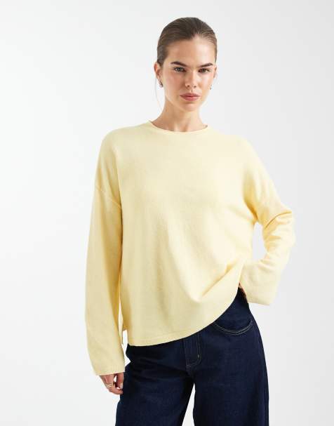 ONLY round neck boxy knitted top in pale yellow - view 1