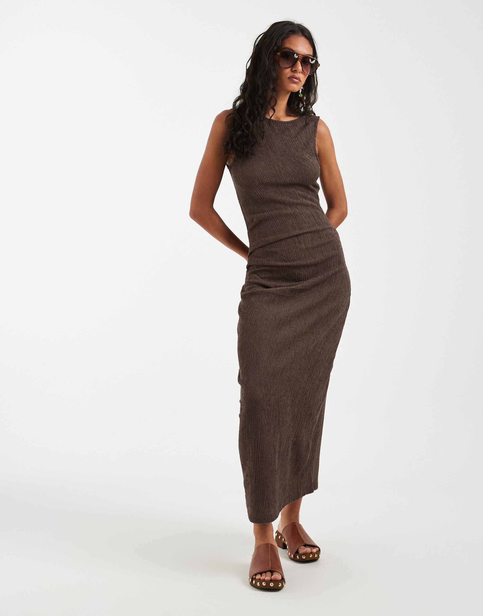 only ruched detail maxi dress in chocolate brown