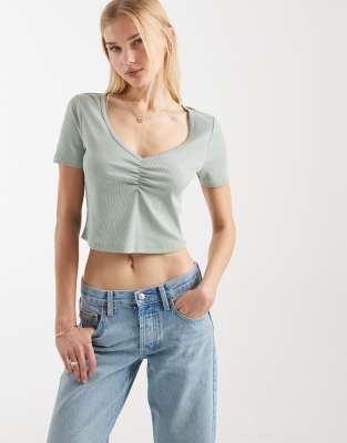 Only Ruched Detail Ribbed T-shirt In Gray