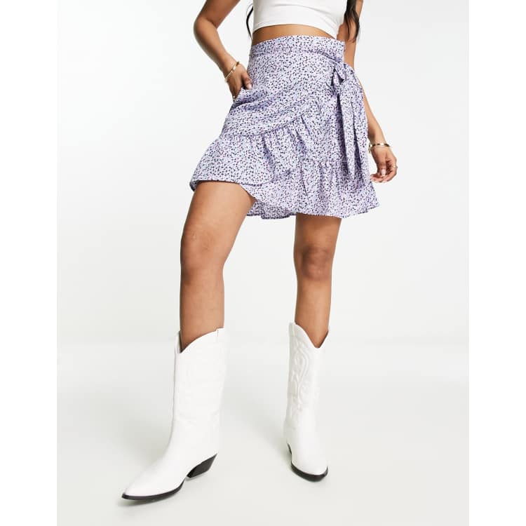 Envelope on sale skirt emoji