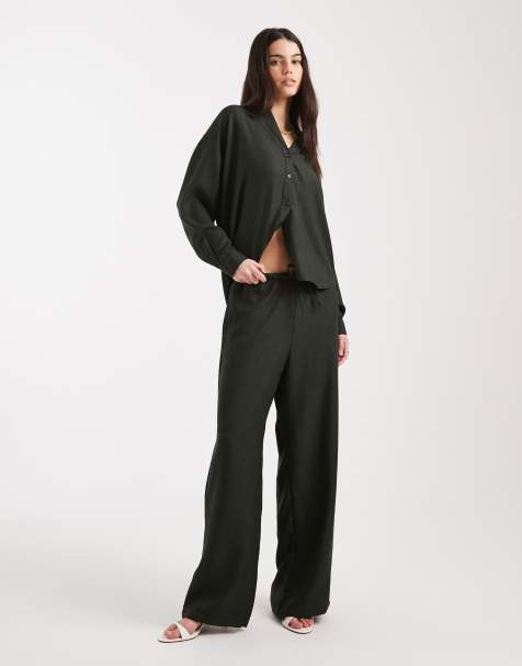 ONLY – Schlupfhose in Khaki mit Bindedetail, Kombiteil - view 1