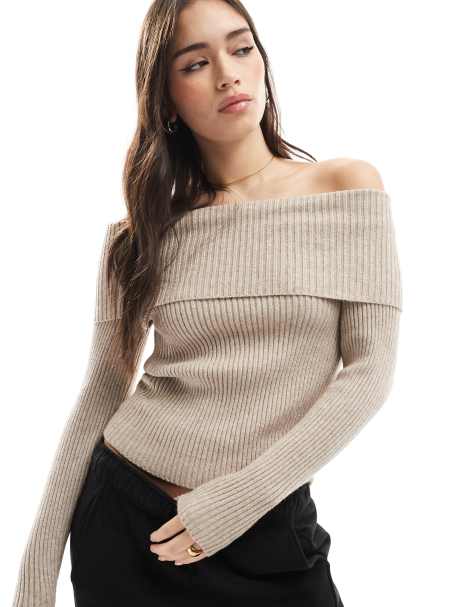 ONLY – Schulterfreier Strickpullover in Hellbraun - view 1
