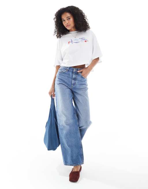 ONLY seafood graphic cropped t-shirt in white, 2 of 4