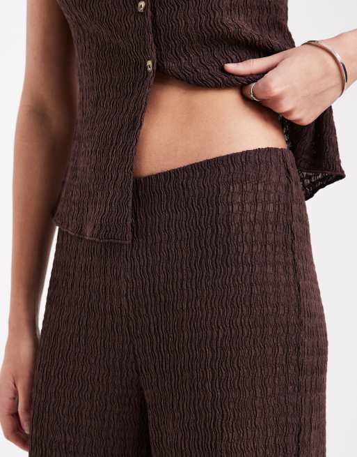 ONLY seersucker trousers co-ord in brown, 2 of 5