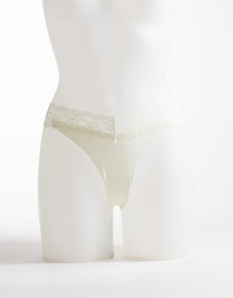 ONLY - Set van 3 naadloze strings met kanten rand in wit - view 1