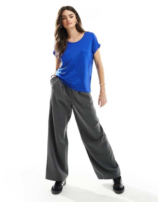 ONLY short sleeve crew neck top in bright blue , 3 of 4
