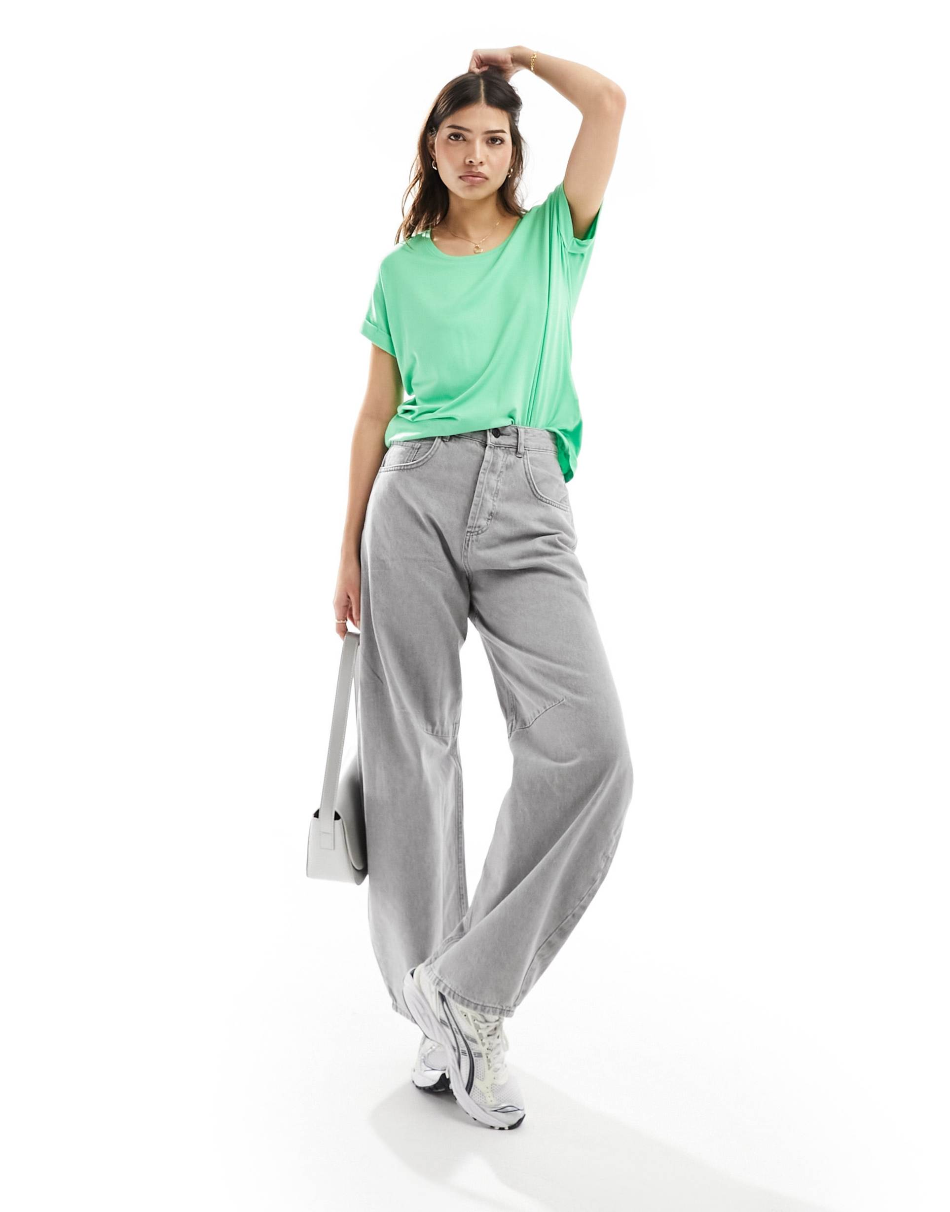 only short sleeve crew neck top in light green