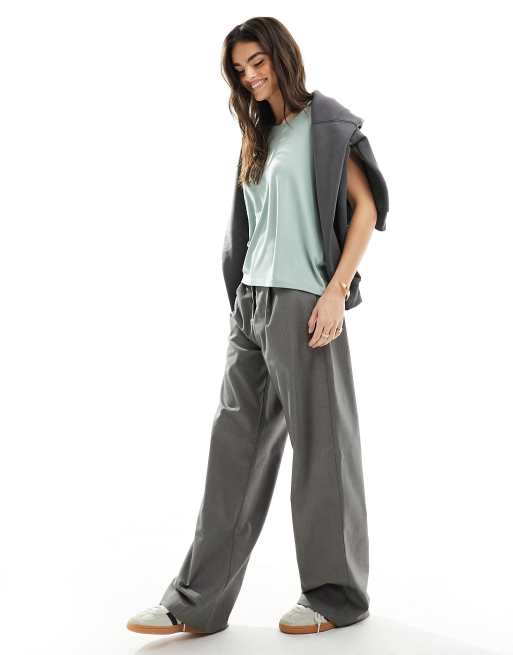 ONLY short sleeve crew neck top in sage green , 3 of 4