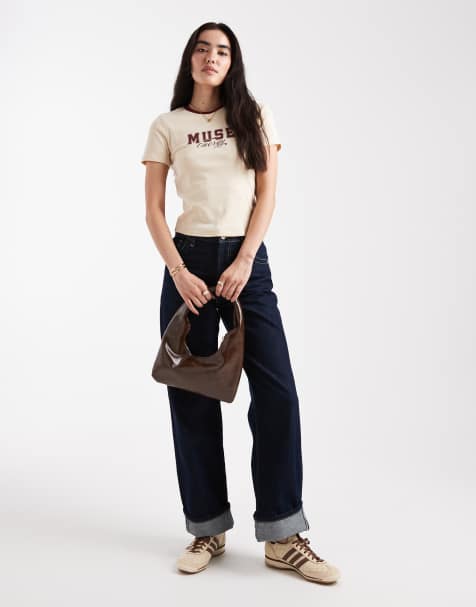 ONLY shrunken t-shirt with muse varsity print in cream and brown - view 1