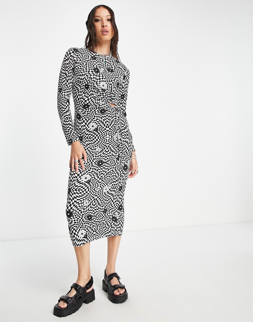 Only side ruched midi dress in black floral check-Multi