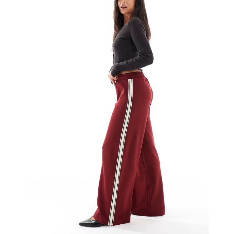 208818560-1-burgundy?$n_750w$&