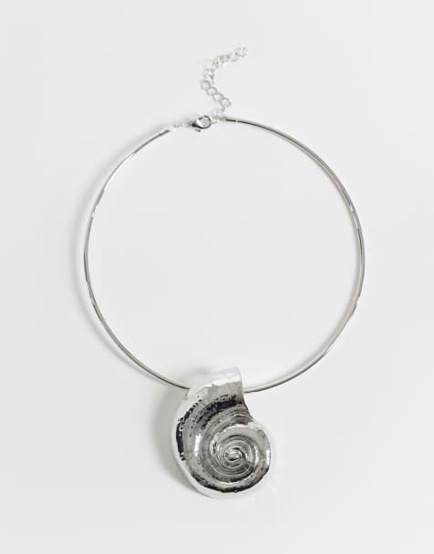 ONLY – Silverfärgat halsband med snäckor - view 1