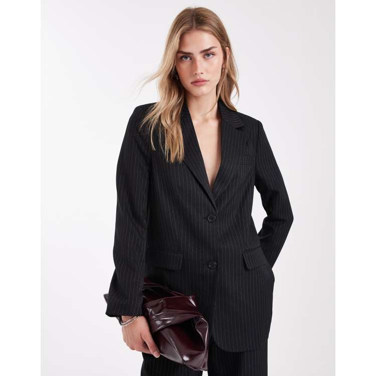 ONLY single breasted oversized blazer in black pinstripes - part