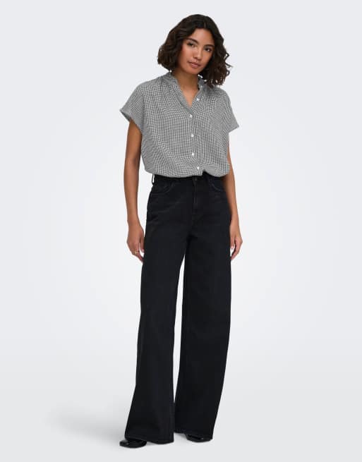 ONLY Sitala top de manga corta con cuello mao en negro, 3 de 7