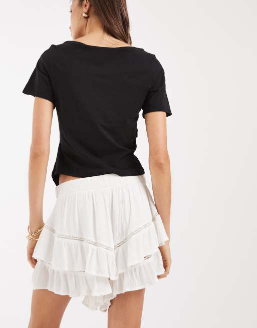 ONLY – Skort in Weiß mit Rüschen, 4 von 5