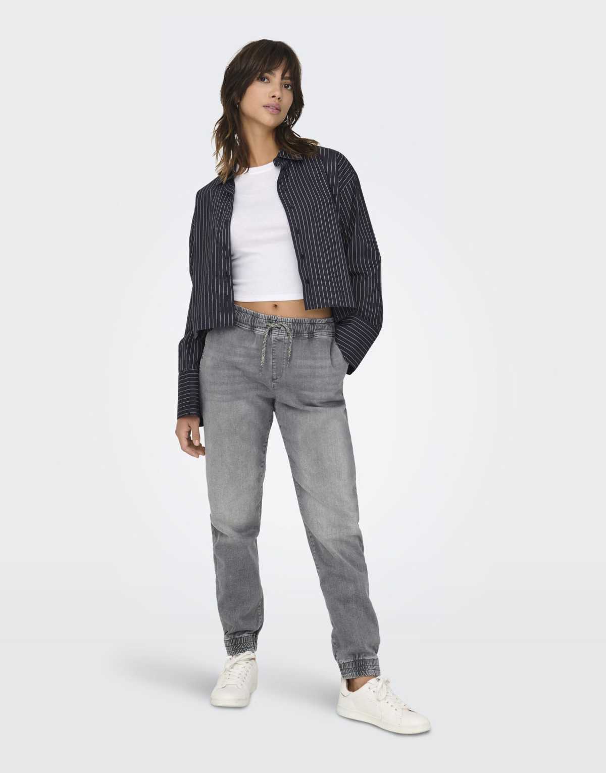 ONLY Slim fit jeans in light grey denim