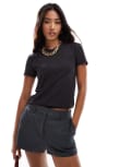 [ONLY] ONLY slinky seamless t-shirt in black 10 Black