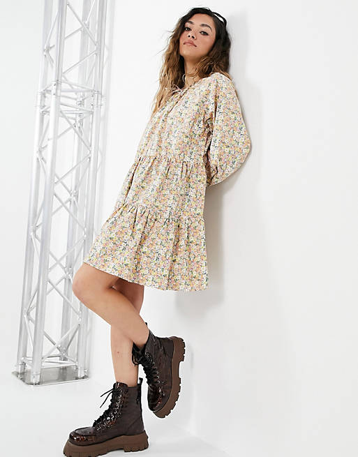 Dresses Only smock dress with tiering and tie neck in floral print 